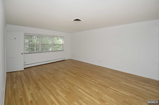 Building Photo - 20-30-30 Ridge Rd