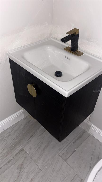 Building Photo - 376 Providence Blvd