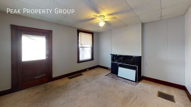Building Photo - 2544 Vestry Ave