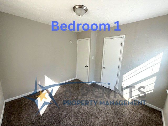 Building Photo - 1026 Francis Ave SE