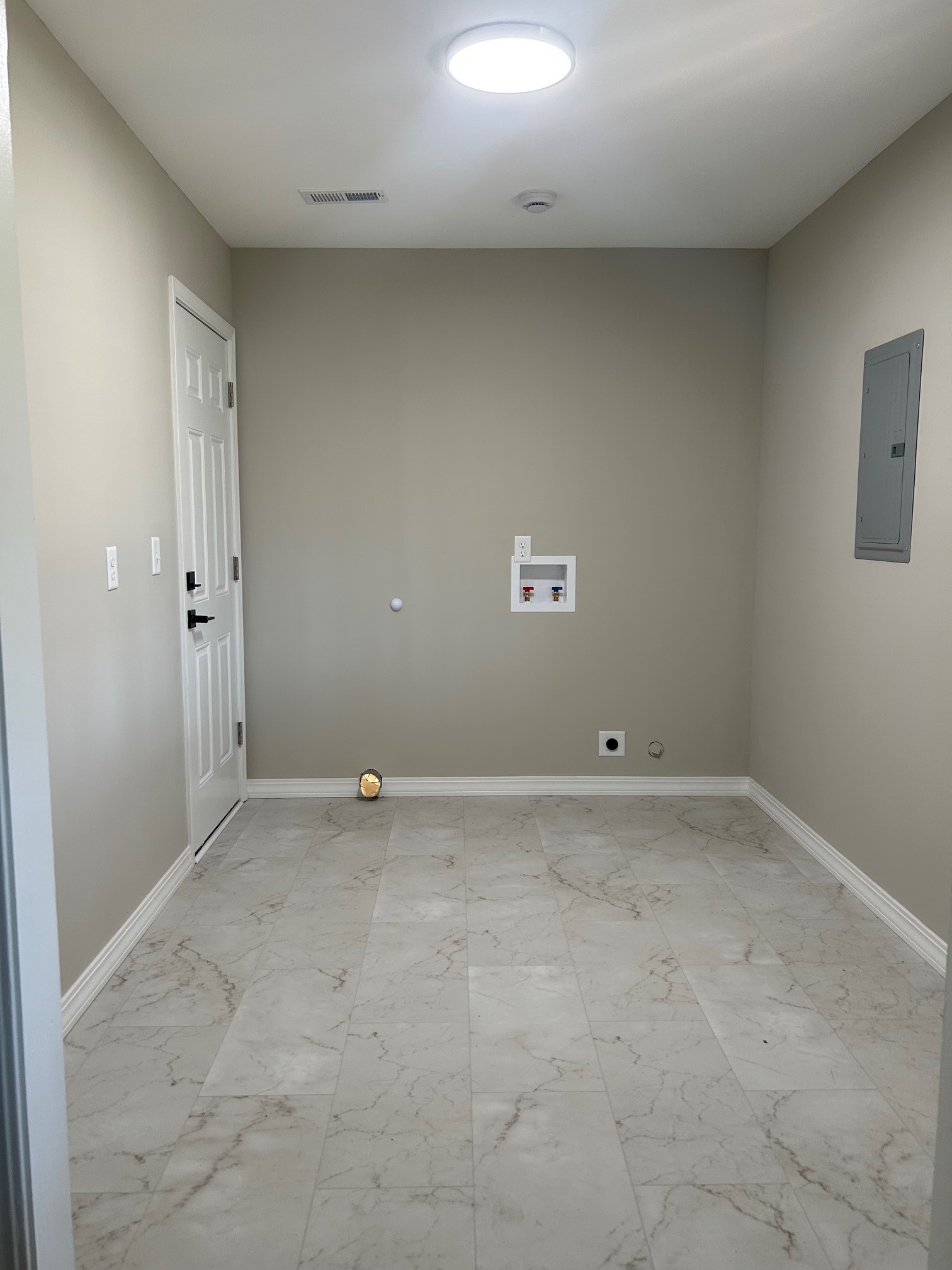 Laundry - 2938 S Vine St