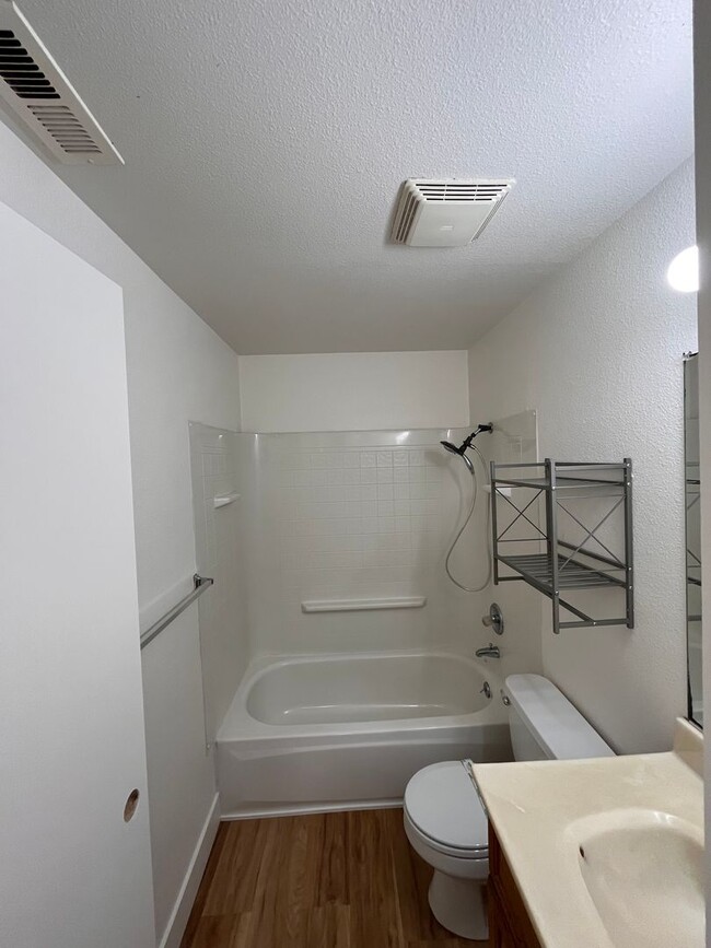Building Photo - Snag This Rare Gem! 3 Bed, 2 Bath Ranch on a Large Lot
