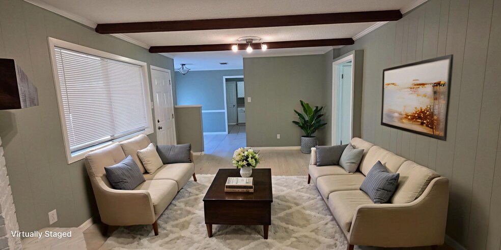 Building Photo - 2114 Ray Ave