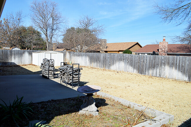 Building Photo - Charming 3 Bedroom Home In South Fort Worth