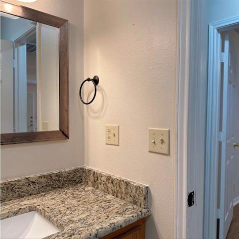 Building Photo - 106 Shaw St