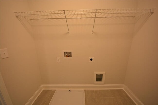 Building Photo - 1450 Sunny Vly Ln