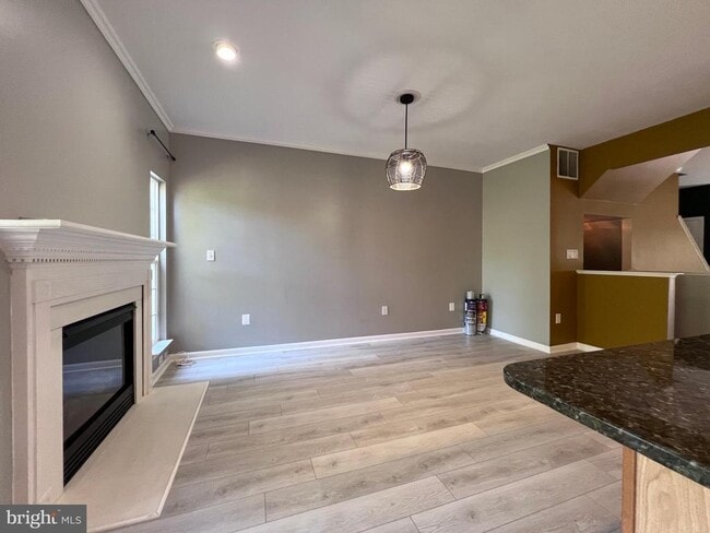 Building Photo - 6722 Emmanuel Ct