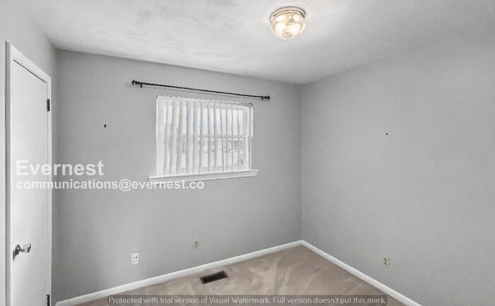 Building Photo - 331 Serena Dr