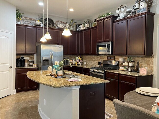 Building Photo - 18021 Crimson Apple Way