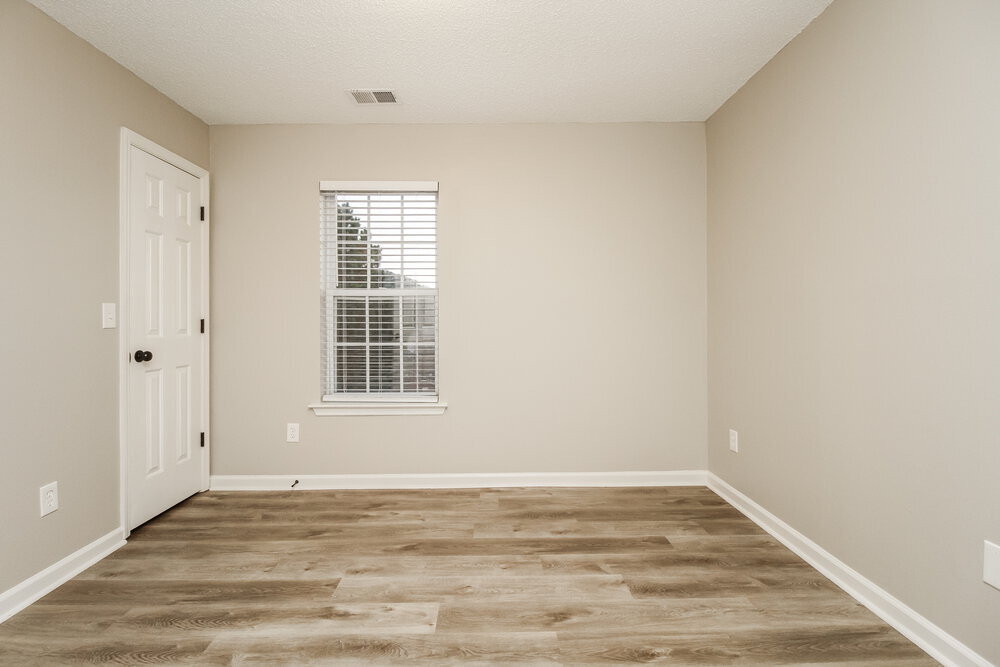 Building Photo - 2404 Kramer Way