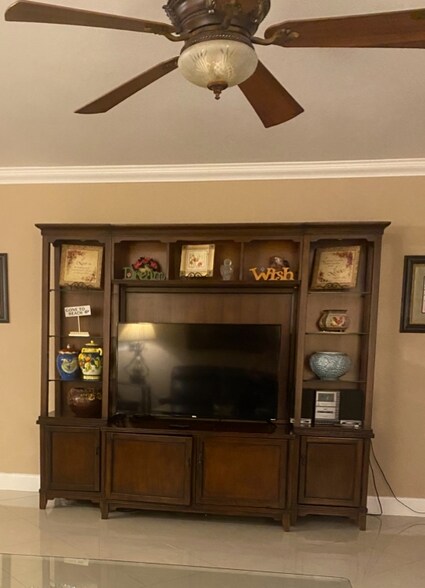 Building Photo - 225 Deer Creek Blvd