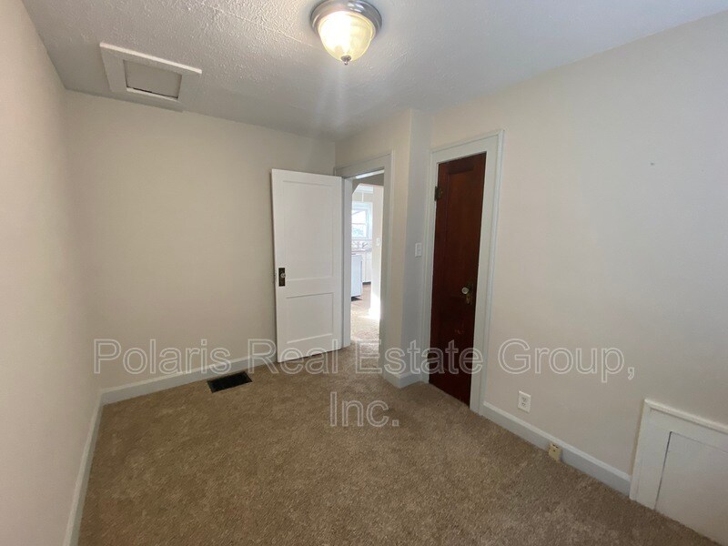 Building Photo - 1102 N Emerson Ave