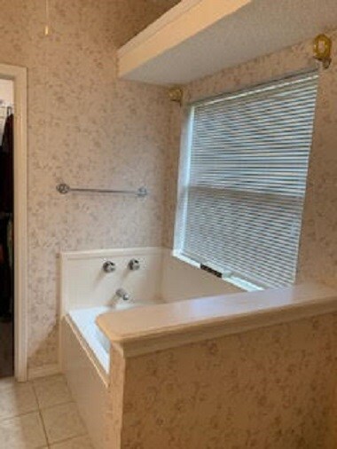 Building Photo - 9528 Kolo Way