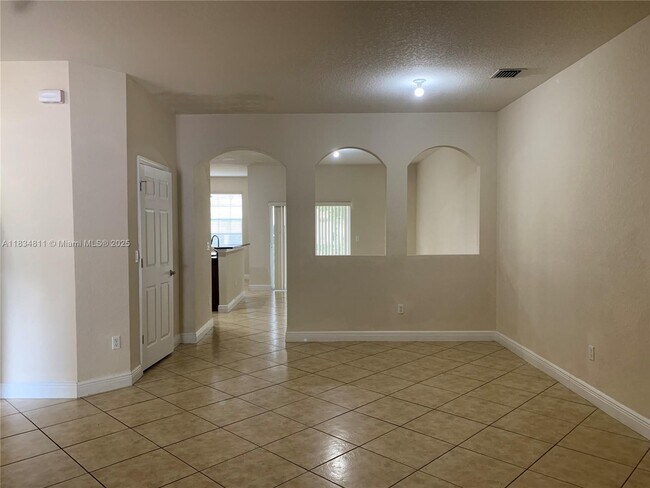Building Photo - 9057 Preston Pl