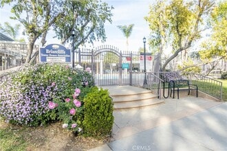 Building Photo - 6520 Tampa Ave