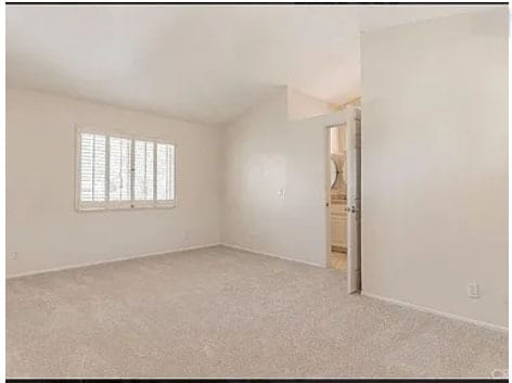 Upstairs Master Bedroom - 6828 Poppyview Dr