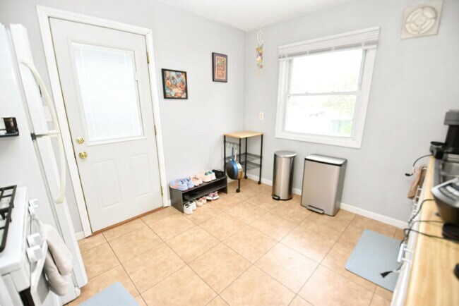 Building Photo - 2320 Milburn Blvd