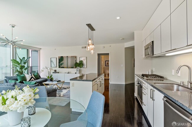 Building Photo - 338 Spear St