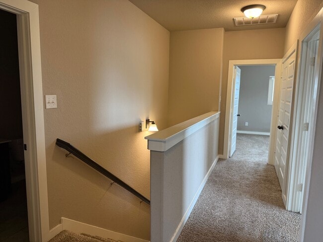 Building Photo - 2249 Avery Village