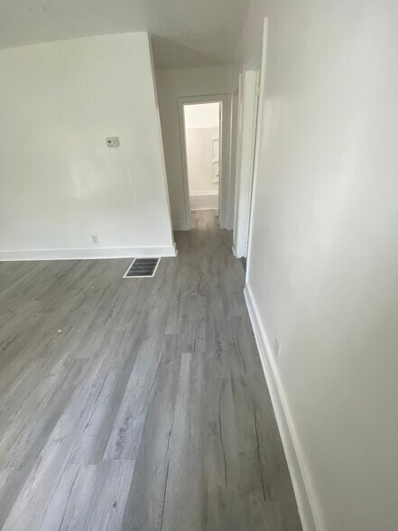 Building Photo - 2401 Celia Ave