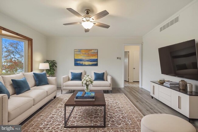 Building Photo - 996 Boggs Dr