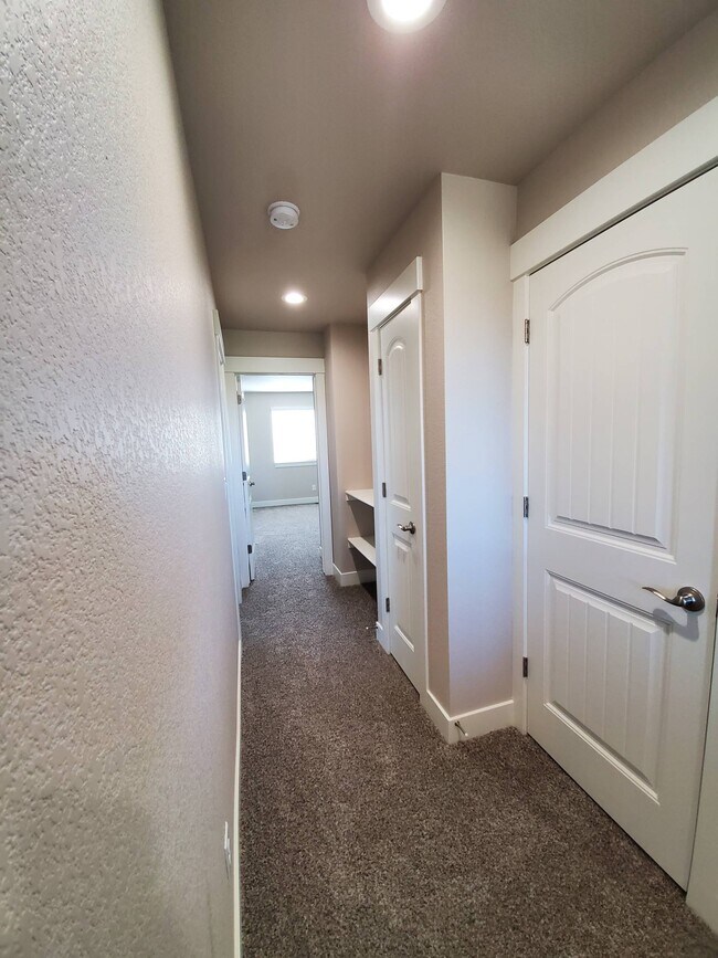 Building Photo - 1699 Westward Pl
