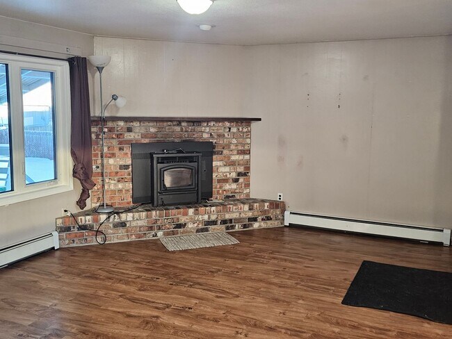 Building Photo - 1922 Hilling Ave