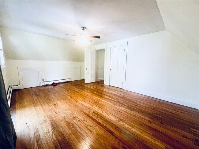 Building Photo - 577 Highland Ave