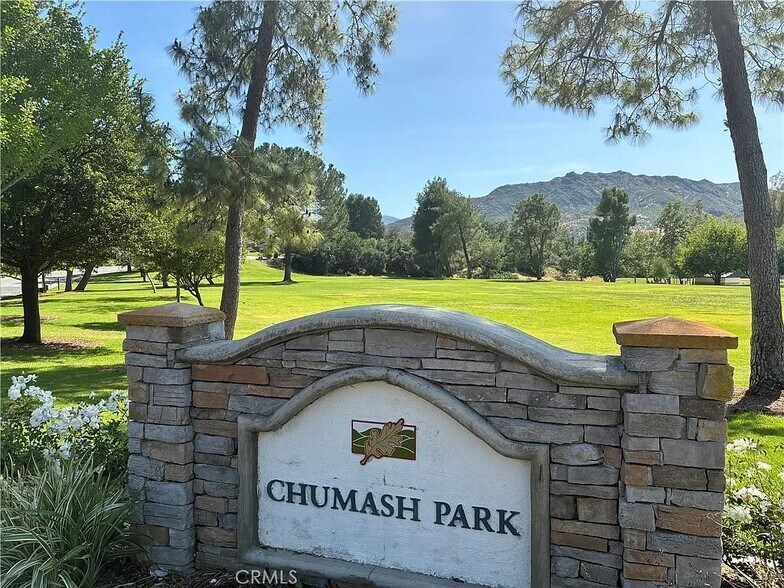 Building Photo - 28835 Conejo View Dr