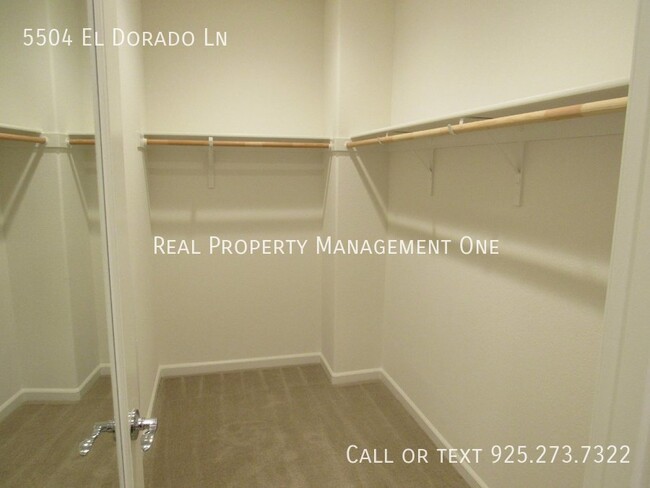 Building Photo - 5504 El Dorado Ln