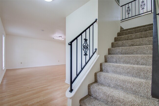 Building Photo - 3514 Quail Meadow Dr