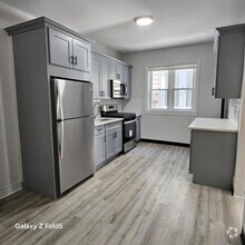 Building Photo - 2 bedroom in YONKERS NY 10701