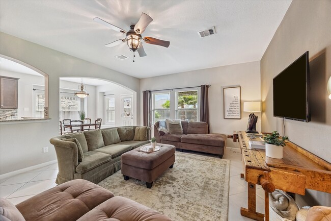 Building Photo - 346 Marble Springs Ln