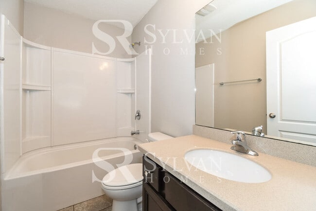 Building Photo - Carve Out a Great Life Here!