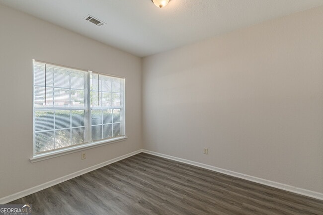 Building Photo - 274 Brookview Dr