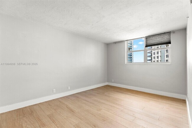 Building Photo - 3001 S Ocean Dr