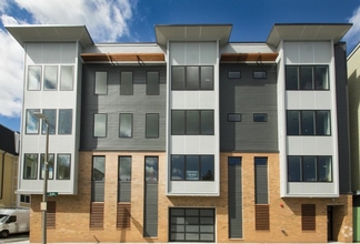 Building Photo - Luxurious High End City-Side 2BR/2Bath wit...