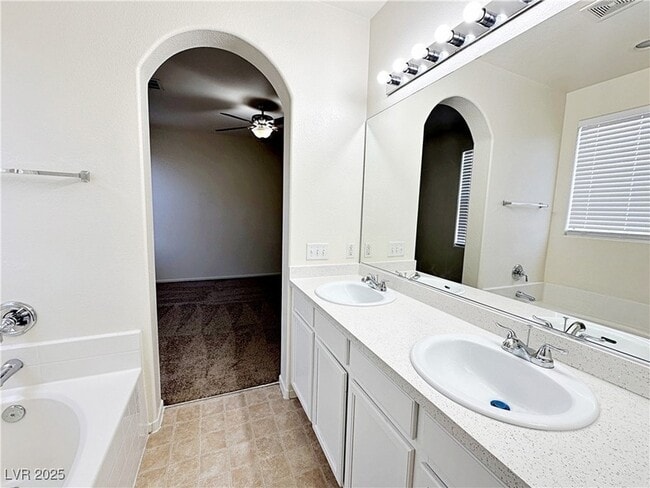 Building Photo - 5914 W Tinazzi Way