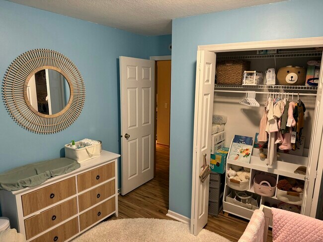 Building Photo - 5248 Beachside Dr