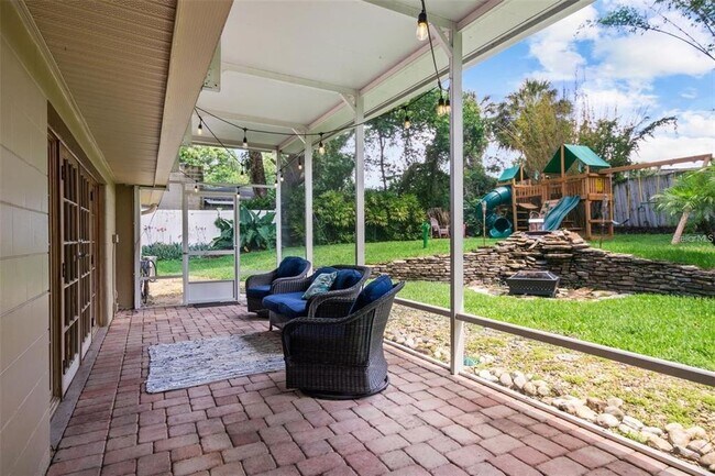 Building Photo - 2014 8th Terrace SE