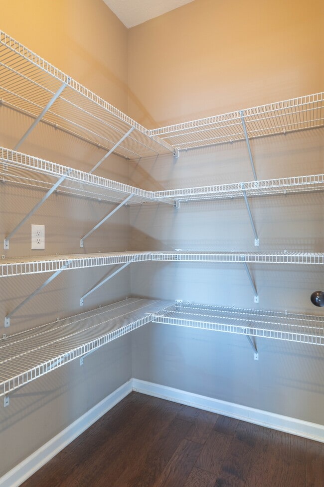 Building Photo - 2715 Honey Hill Rd