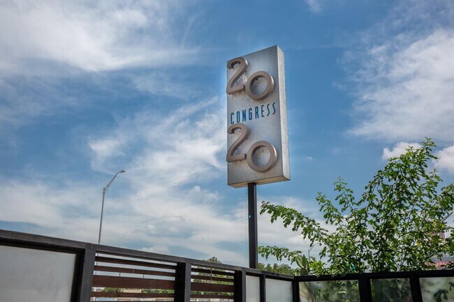 Building Photo - 2020 S Congress Ave