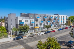 Building Photo - 4252 Crenshaw