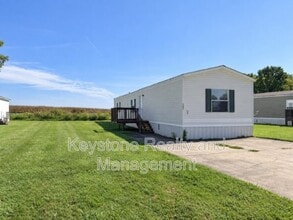 Building Photo - 141 Mace Ln