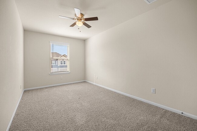 Building Photo - 5617 Evanston Ln