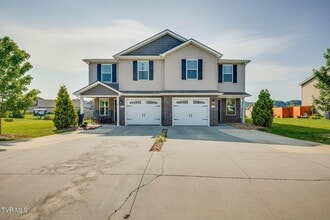 Building Photo - For Rent — Modern Duplex Near Historic Jon...