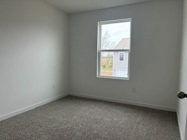 Building Photo - Brand New 3 Bedroom - 2.5 Bath Condo in Union Grove