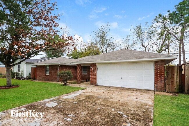 Building Photo - 9230 Carlow Ln