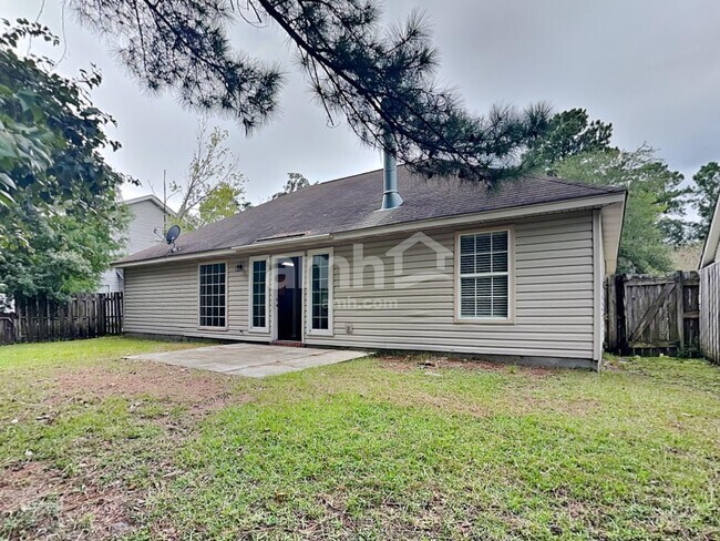 Building Photo - 388 Shady Oak Cir