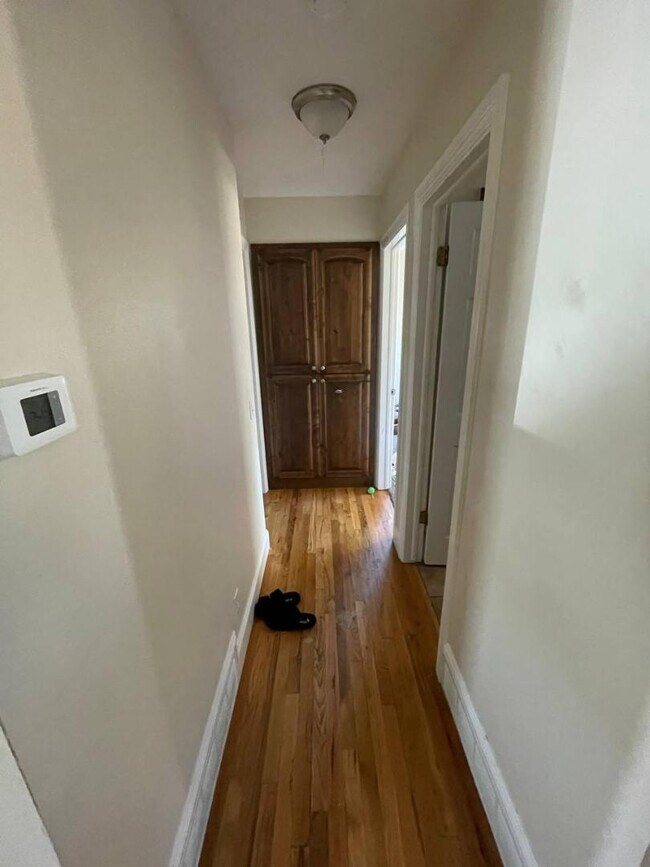 Building Photo - 3892 E 200 Rd N